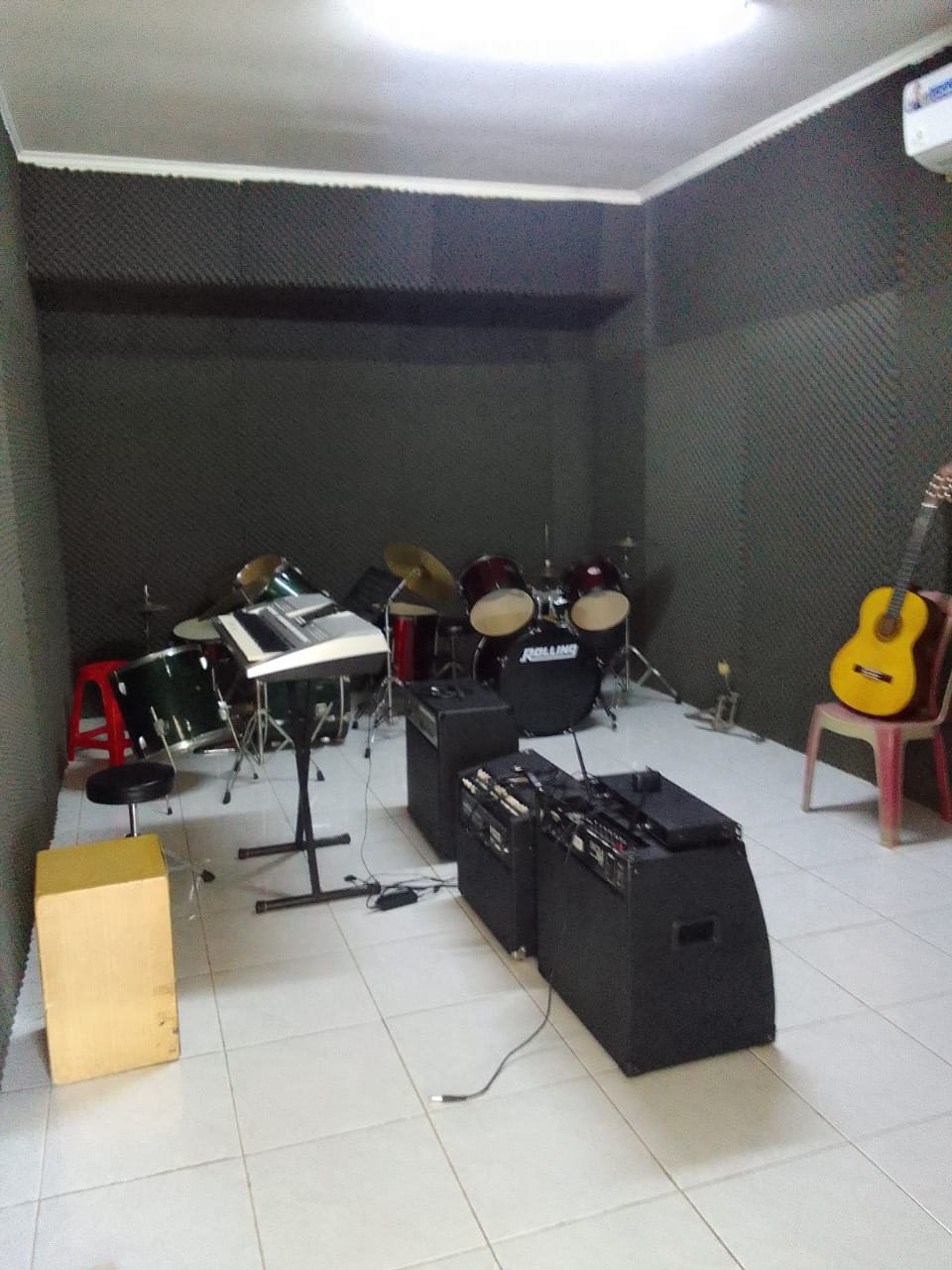 Ruang Band